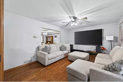 2346 Heights Avenue E, Maplewood, MN 55119 - Photo 8