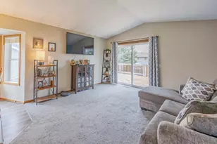 15265 Danbury Ave W, Rosemount, MN 55068 - Photo 16