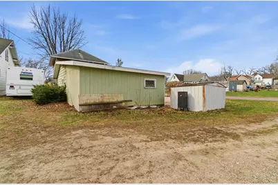 701 E 1st Street, Fairmont, MN 56031 - Photo 6