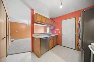 14748 Excelsior Ln, Apple Valley, MN 55124 - Photo 8