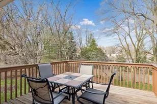 355 Parkview Ln S, Maplewood, MN 55119 - Photo 34