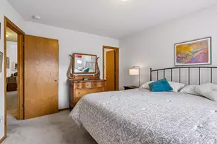 355 Parkview Ln S, Maplewood, MN 55119 - Photo 18