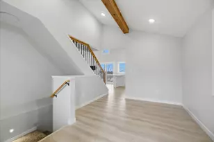21135 Elkview Cir, Richmond, MN 56368 - Photo 6