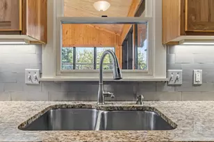 7611 Laredo Dr, Chanhassen, MN 55317 - Photo 12