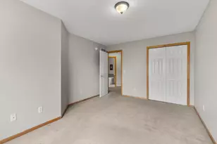 2177 Eagle Trace Ln, Woodbury, MN 55129 - Photo 44