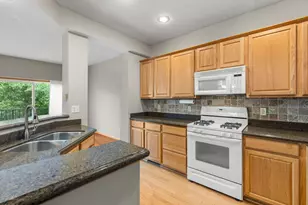2177 Eagle Trace Ln, Woodbury, MN 55129 - Photo 20