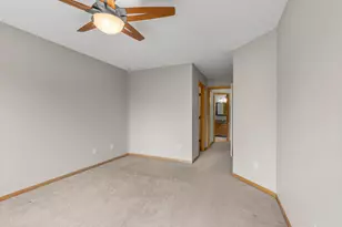2177 Eagle Trace Ln, Woodbury, MN 55129 - Photo 36