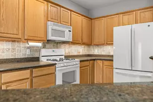 2177 Eagle Trace Ln, Woodbury, MN 55129 - Photo 20
