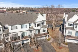 2177 Eagle Trace Ln, Woodbury, MN 55129 - Photo 10