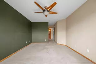 2177 Eagle Trace Ln, Woodbury, MN 55129 - Photo 46