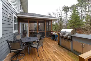 10495 Niblick Ln, Eden Prairie, MN 55347 - Photo 38