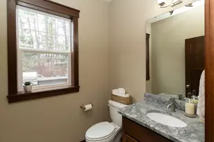 10495 Niblick Ln, Eden Prairie, MN 55347 - Photo 18