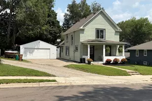 519 Johnson St, Albert Lea, MN 56007 - Photo 2