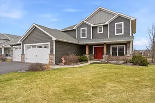 12822 Breckenridge Ln, Rogers, MN 55374 - Photo 2