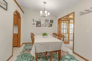1252 Otter Ridge Rd, White Bear Lake, MN 55110 - Photo 12