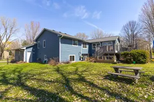 1252 Otter Ridge Rd, White Bear Lake, MN 55110 - Photo 34