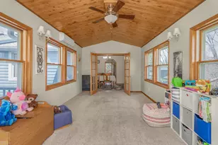 1252 Otter Ridge Rd, White Bear Lake, MN 55110 - Photo 18