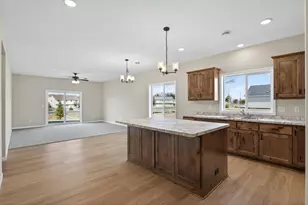 25850 Emerson Ct, Wyoming, MN 55092 - Photo 10