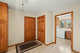 9910 Brookview Rd, Woodbury, MN 55125 - Photo 14