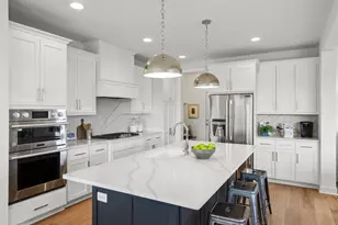 10409 Blackmoor Rd, Woodbury, MN 55129 - Photo 8