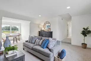 10409 Blackmoor Rd, Woodbury, MN 55129 - Photo 18