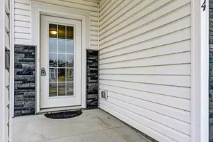 39844 Fawn Ave, North Branch, MN 55056 - Photo 2