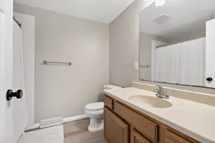 1933 Davis Ct, Shakopee, MN 55379 - Photo 22