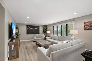 1933 Davis Ct, Shakopee, MN 55379 - Photo 16