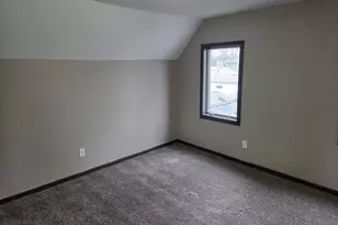 905 Pine St, Hastings, MN 55033 - Photo 10