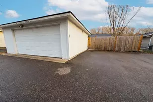 932 Jefferson Ave, Saint Paul, MN 55102 - Photo 20