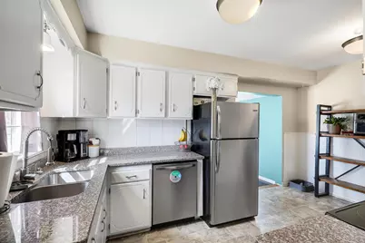 5301 Edgewood Avenue N, Crystal, MN 55428 - Photo 6