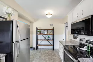 5301 Edgewood Ave N, Crystal, MN 55428 - Photo 8