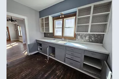 202 5th Street SE, Montgomery, MN 56069 - Photo 2