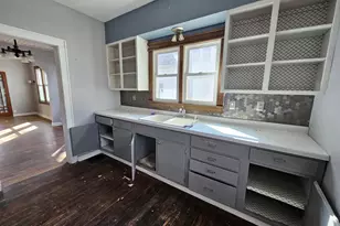 202 5th St SE, Montgomery, MN 56069 - Photo 2