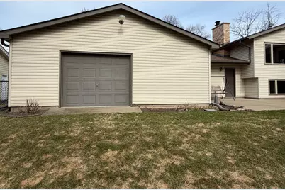 7405 Concerto Curve NE, Fridley, MN 55432 - Photo 4