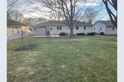 901 5th Street SW, Waseca, MN 56093 - Photo 4