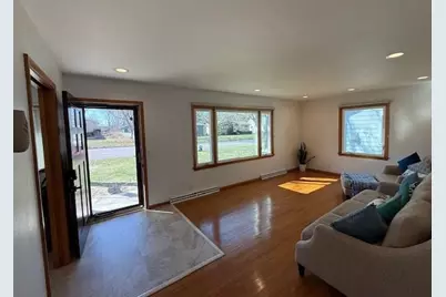 901 5th Street SW, Waseca, MN 56093 - Photo 10