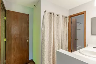 7631 Edinborough Way, Edina, MN 55435 - Photo 26