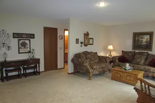 1550 Charles St, Fairmont, MN 56031 - Photo 2