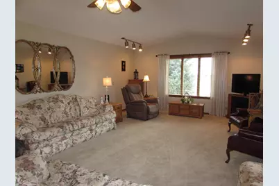 1550 Charles Street, Fairmont, MN 56031 - Photo 6