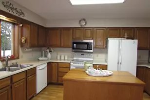 1550 Charles St, Fairmont, MN 56031 - Photo 8