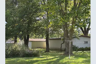 608 8th Street SE, Waseca, MN 56093 - Photo 8