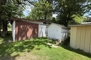608 8th St SE, Waseca, MN 56093 - Photo 40