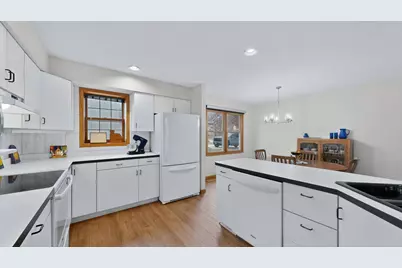 2636 Westridge Lane NW, Rochester, MN 55901 - Photo 8