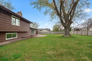 1208 Echo Dr, Burnsville, MN 55337 - Photo 30