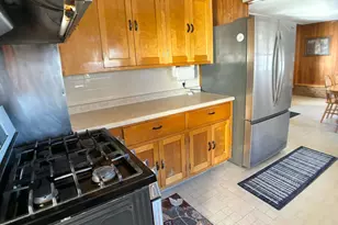 982 Geranium Ave E, Saint Paul, MN 55106 - Photo 10