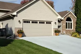 13320 55th Pl N, Plymouth, MN 55442 - Photo 18