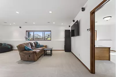 7791 Narcissus Lane N, Maple Grove, MN 55311 - Photo 54