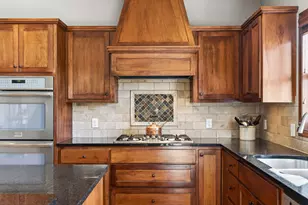 7791 Narcissus Ln N, Maple Grove, MN 55311 - Photo 14