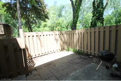 2543 Unity Avenue N, Golden Valley, MN 55422 - Photo 2